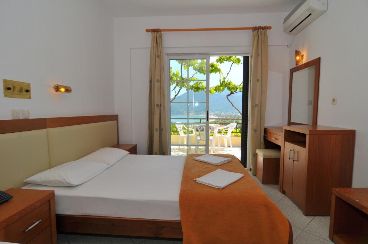 Hotel Emerald Chrysi Ammoudia Exterior photo